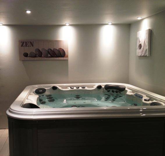 Spa jacuzzi pompe à chaleur