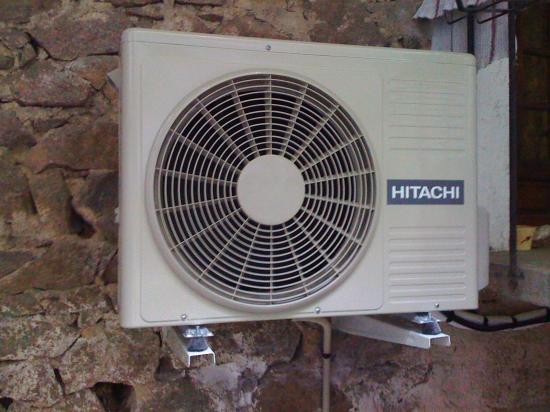 Pompe à chaleur hitachi air air