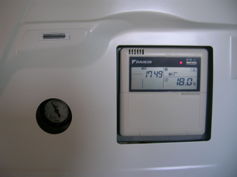 Thermostat pompe a chaleur daikin altherma