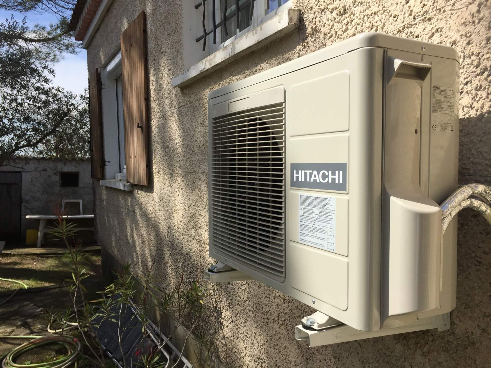 Installation pompe a chaleur hitachi