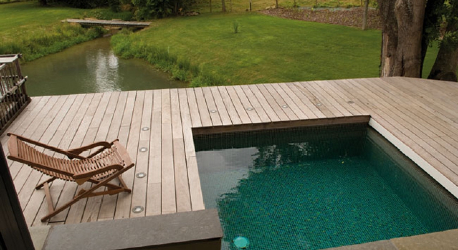 Pompe a chaleur piscine carre bleu