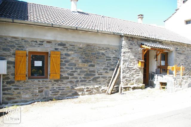 Pompe à chaleur maison pierre