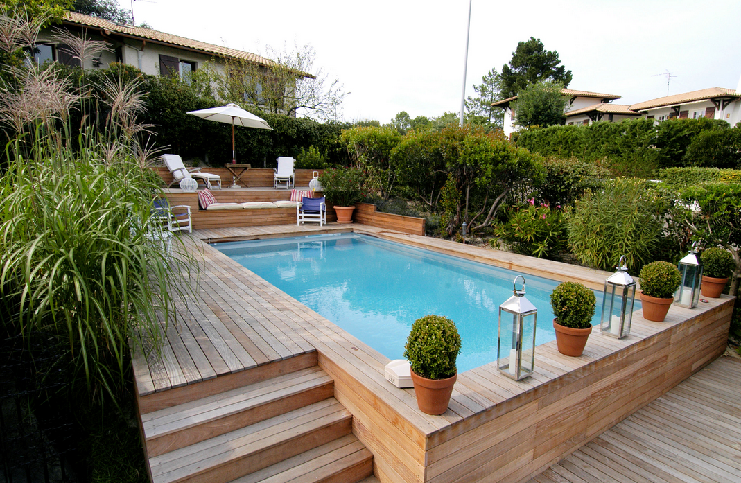 Piscine semi enterrée bois avec pompe a chaleur