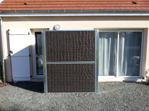 Ecran anti bruit pour pompe a chaleur