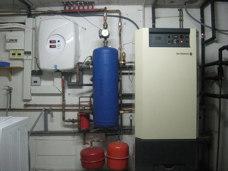 Pompe à chaleur air eau sanyo